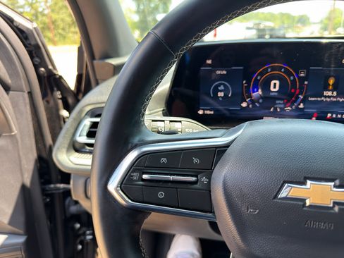 Used 2026 Chevrolet Traverse LT FWD image 27