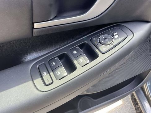 Used 2024 Hyundai Sonata SEL FWD image 17