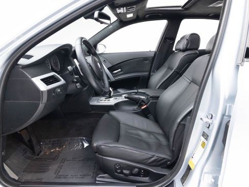 Used 2006 BMW M5 image 26