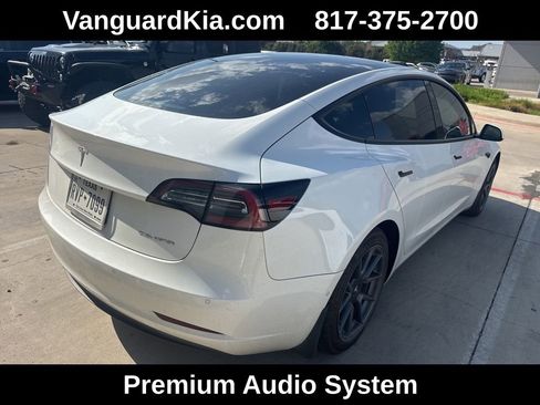Used 2022 Tesla Model 3 Long Range AWD/4WD image 2