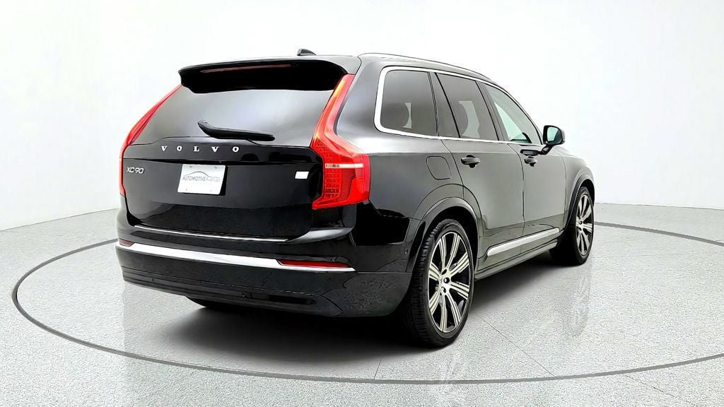 Used 2024 Volvo XC90 T8 Ultimate w/ Lounge Package AWD/4WD image 5