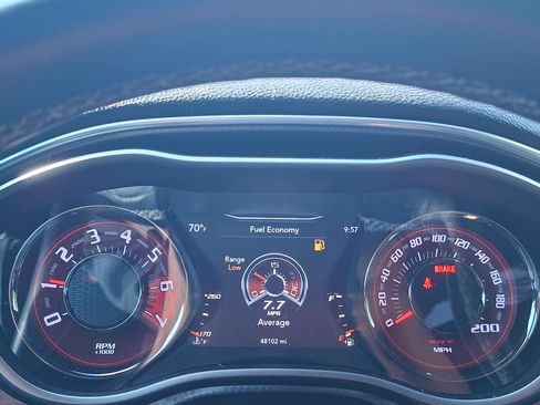 Used 2016 Dodge Challenger SRT Hellcat RWD image 16