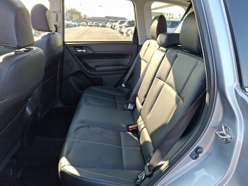 Used 2017 Subaru Forester 2.5i Touring image 10