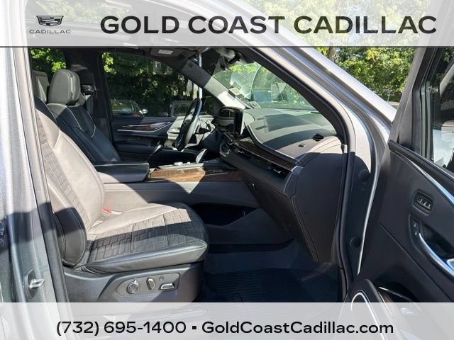 Used 2022 Cadillac Escalade ESV Sport Platinum AWD/4WD image 7