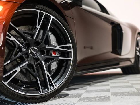 Used 2022 Audi R8 V10 performance image 19