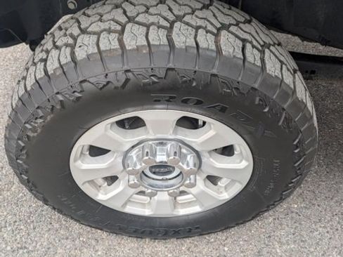 Used 2024 Ford F350 XLT image 18