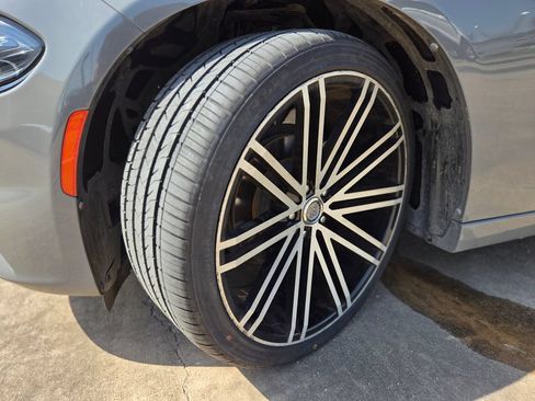 Used 2023 Dodge Charger SXT w/ Blacktop Package RWD image 31