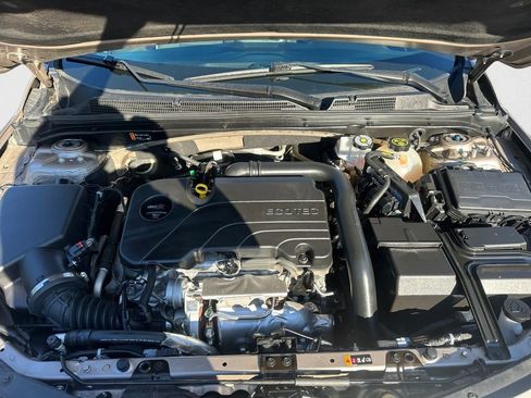 Used 2024 Chevrolet Malibu LT image 14