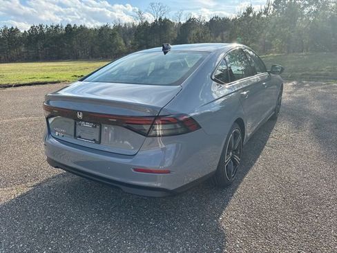 New 2026 Honda Accord SE image 3
