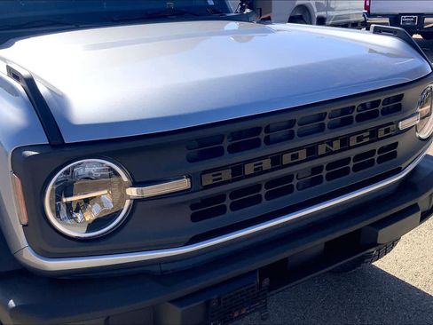 Certified 2023 Ford Bronco 2-Door w/ Sasquatch Package image 29