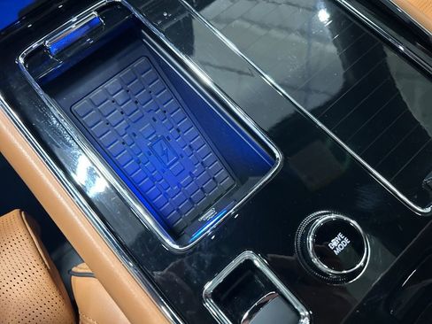 Certified 2025 Lincoln Aviator Black Label w/ Jet Appearance Package AWD/4WD image 22