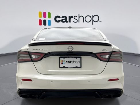 Used 2023 Nissan Maxima SR w/ Sport Mat Group FWD image 4