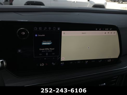 Used 2025 Chevrolet Suburban Z71 w/ Z71 Off-Road Package AWD/4WD image 21