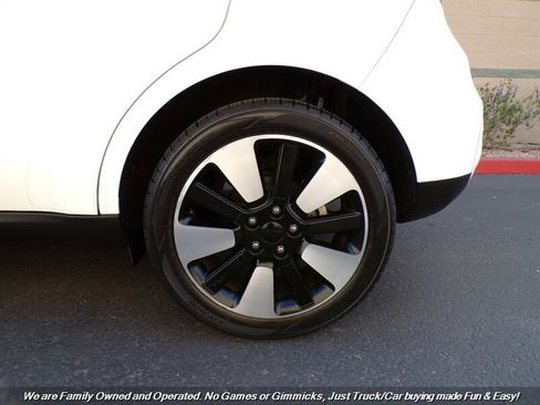 Used 2019 Kia Soul + image 45