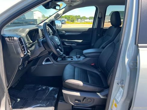 Used 2024 Ford Ranger Lariat w/ FX4 Off-Road Package AWD/4WD image 11