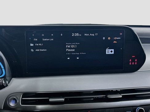 Used 2025 Hyundai Palisade SEL FWD image 21