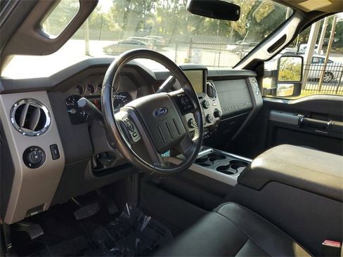 Used 2016 Ford F250 Lariat w/ Chrome Package image 10