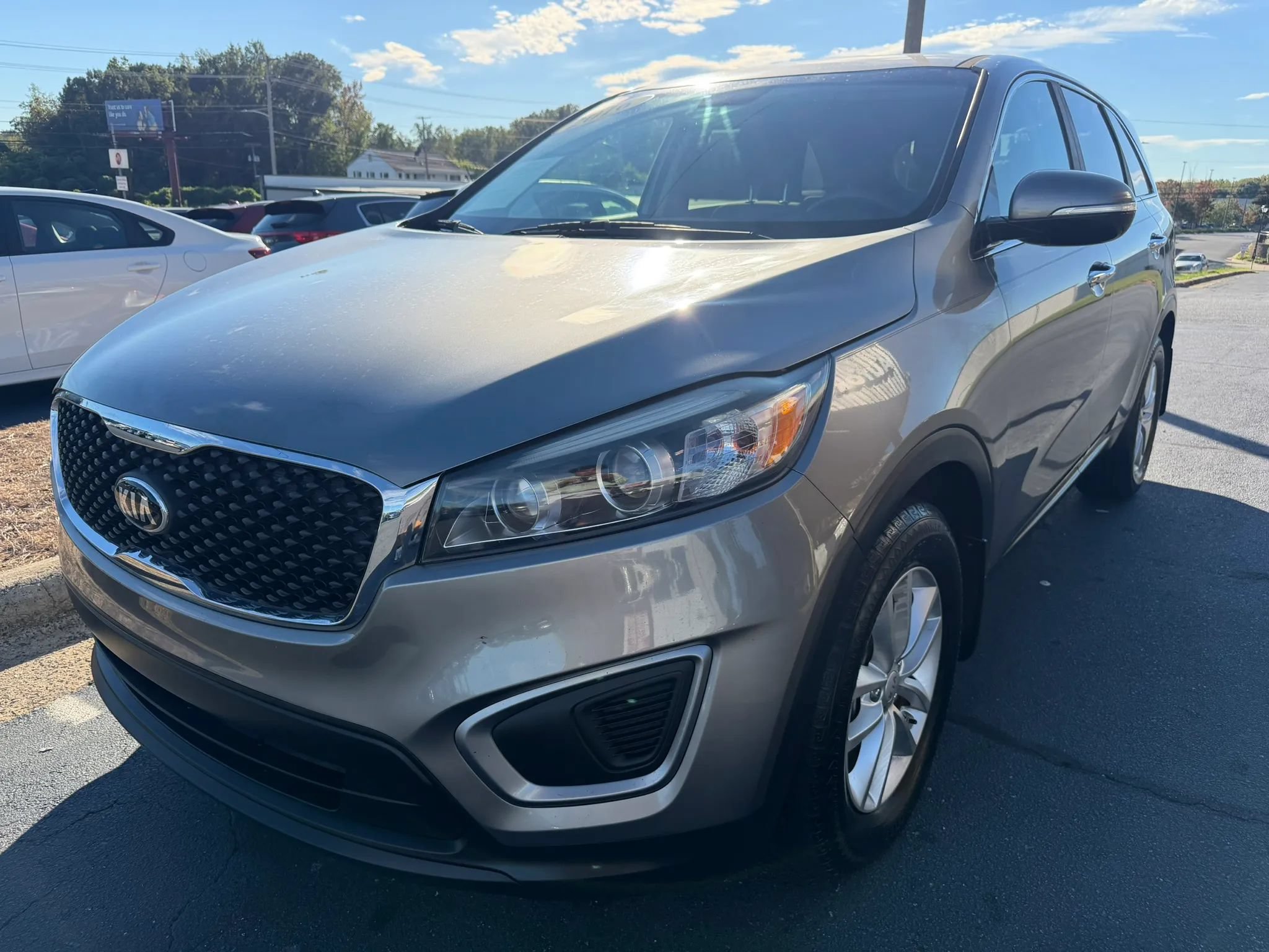 Used 2016 Kia Sorento L FWD image 3