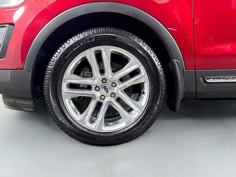 Used 2016 Ford Explorer Limited image 34