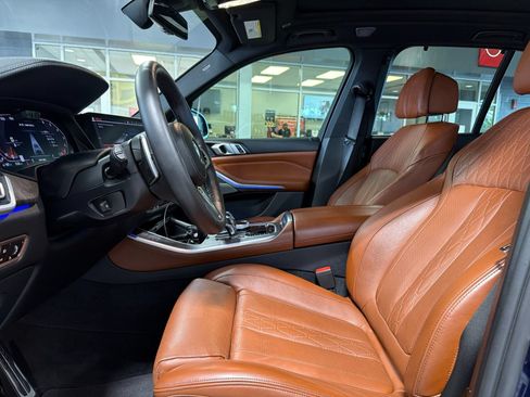Used 2021 BMW X5 M50i w/ Executive Package AWD/4WD image 41