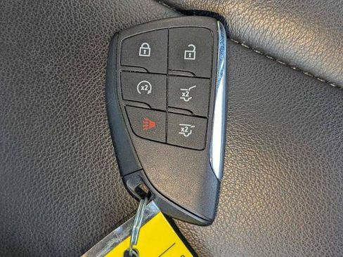 Used 2024 Chevrolet Tahoe Z71 w/ Luxury Package AWD/4WD image 29
