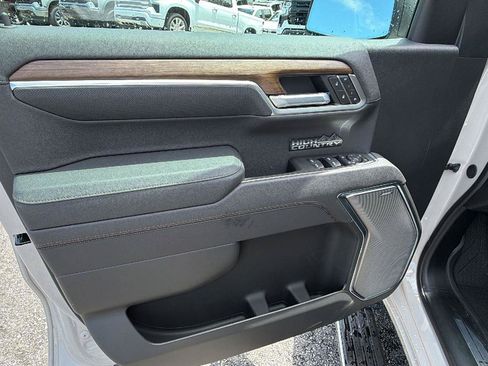 New 2026 Chevrolet Silverado 1500 High Country AWD/4WD image 12