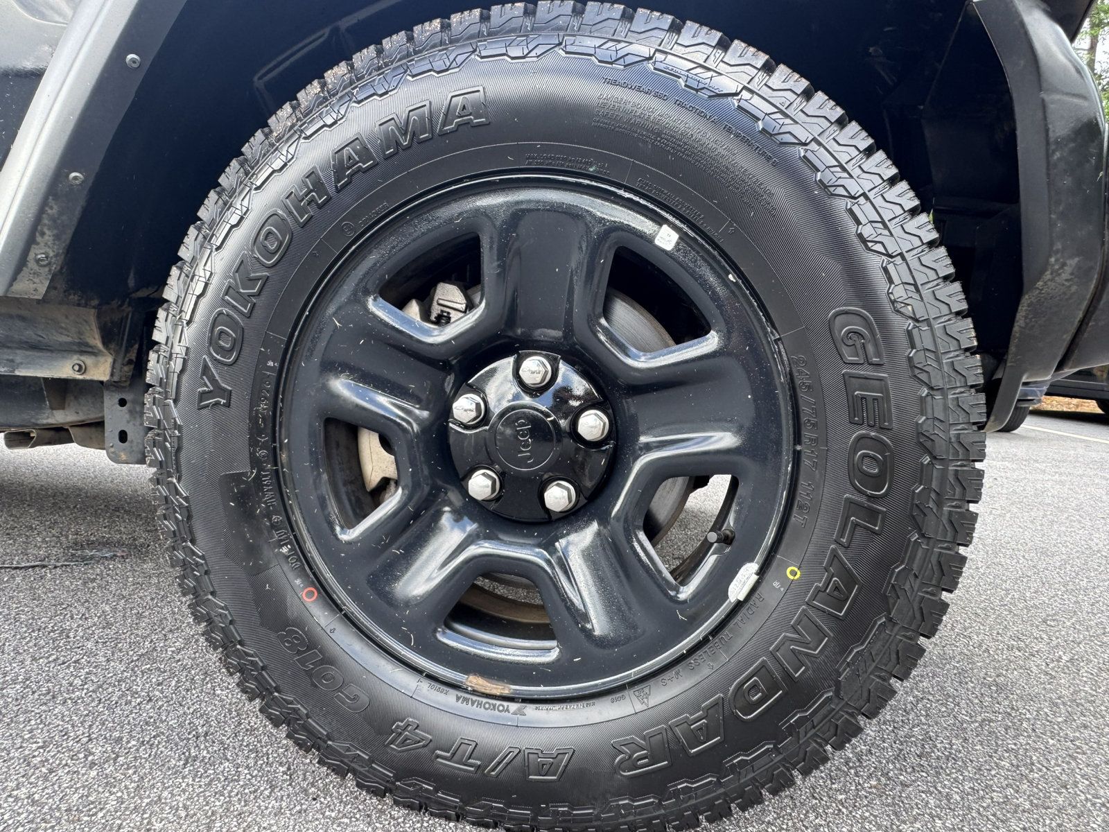 Used 2023 Jeep Wrangler Unlimited Sport AWD/4WD image 13