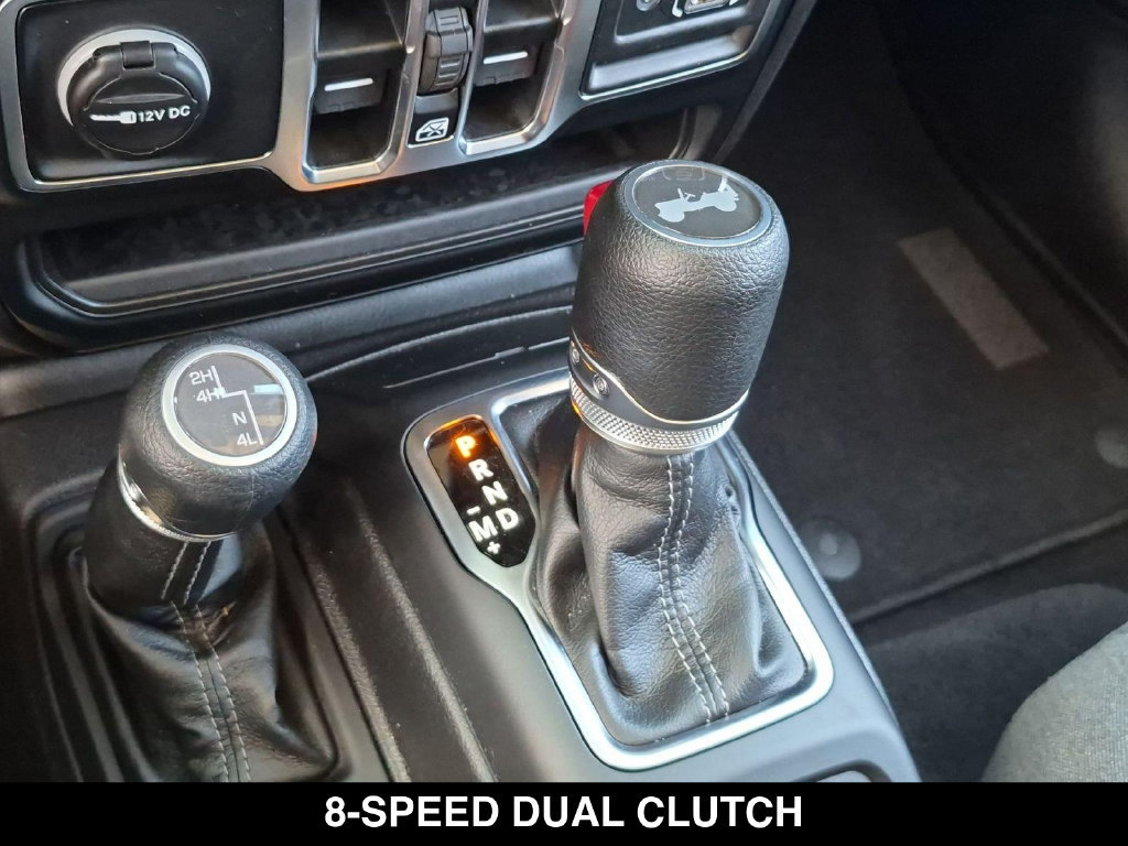 Used 2026 Jeep Wrangler Unlimited Sahara AWD/4WD image 20