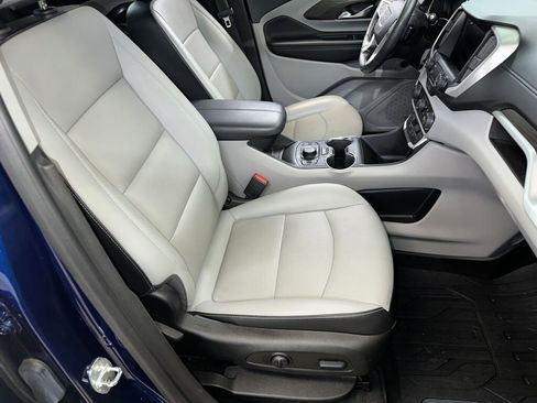 Certified 2022 GMC Terrain SLT w/ Infotainment Package II image 36