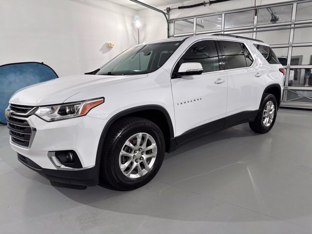 Used 2020 Chevrolet Traverse LT FWD image 3