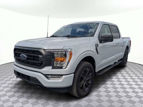Used 2022 Ford F150 XLT w/ Equipment Group 302A High AWD/4WD image 7