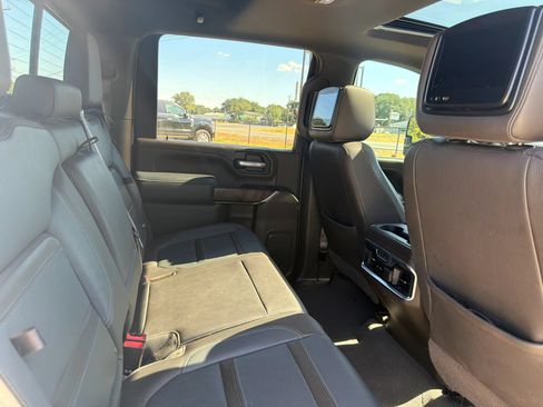 Used 2021 GMC Sierra 2500 Denali w/ Denali Ultimate Package AWD/4WD image 15