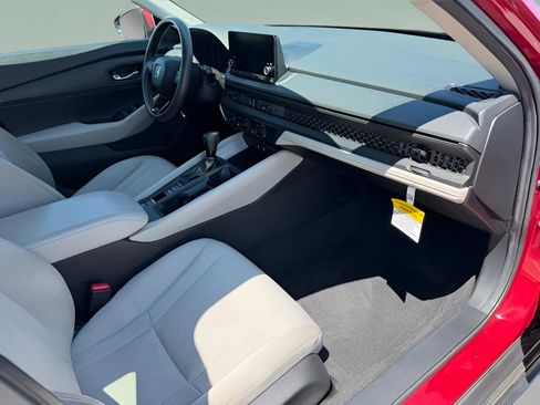 Certified 2024 Honda Accord LX image 27
