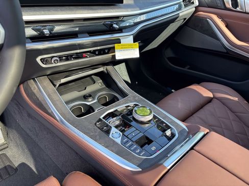New 2027 BMW X7 xDrive40i AWD/4WD image 25