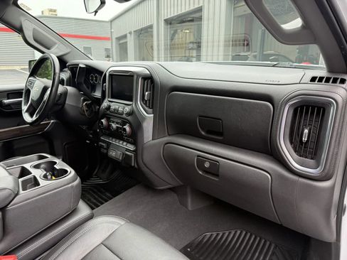Used 2019 Chevrolet Silverado 1500 LT w/ All-Star Edition AWD/4WD image 12