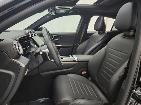 Certified 2026 Mercedes-Benz GLC 300 4MATIC image 13