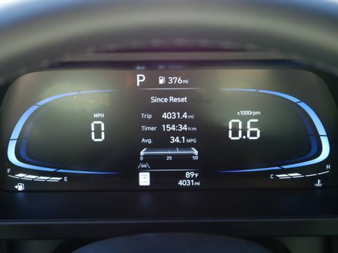 Used 2025 Hyundai Elantra Sport w/ Cargo Package image 30