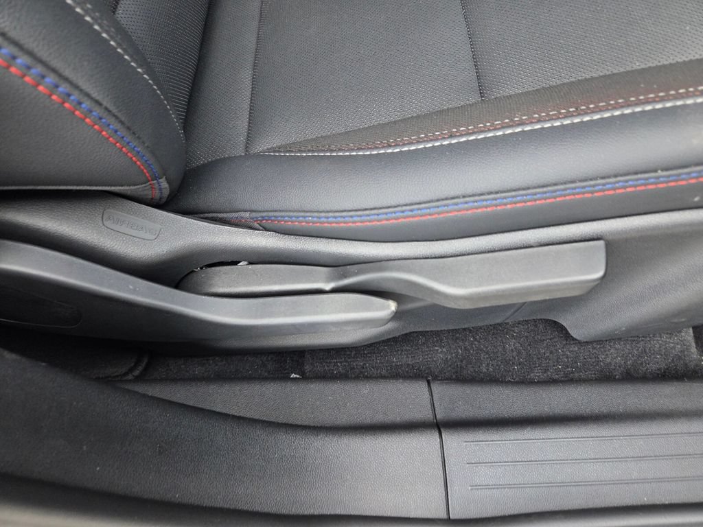 Certified 2024 Chevrolet Equinox EV RS FWD image 16