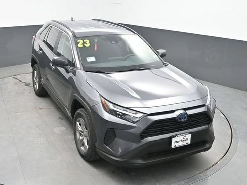 Used 2023 Toyota RAV4 LE AWD/4WD image 26