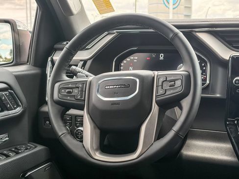Certified 2025 GMC Sierra 1500 Denali w/ Technology Package AWD/4WD image 20