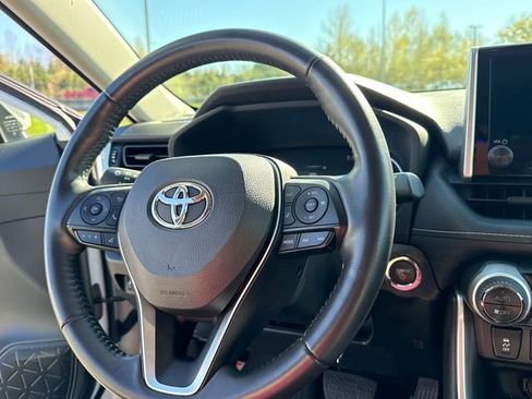 Used 2024 Toyota RAV4 XLE w/ Convenience Package image 19