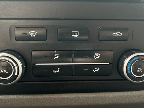 Used 2016 Nissan NV 2500 SV w/ Technology Package image 26