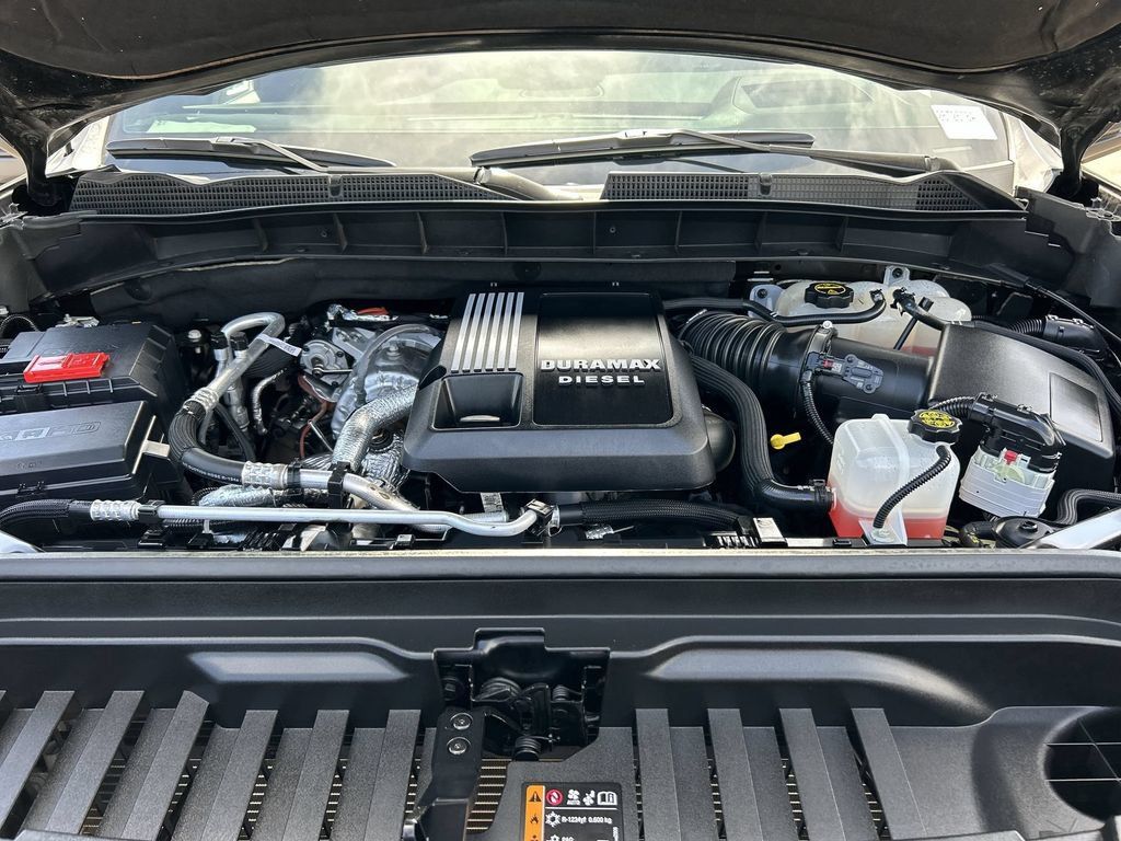 Used 2025 GMC Sierra 1500 AT4X AWD/4WD image 30