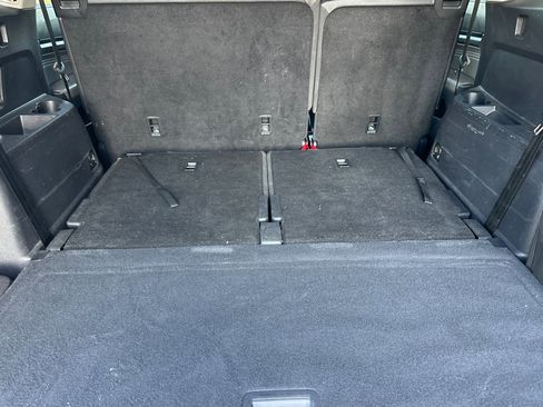 Certified 2021 Volkswagen Atlas SE image 16