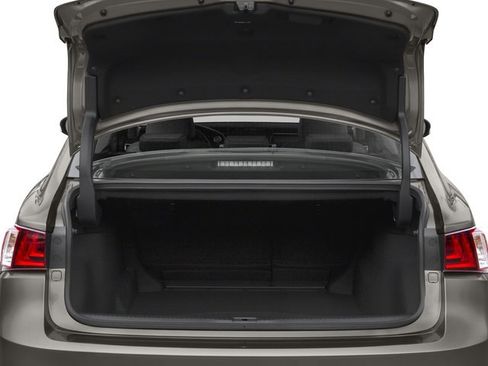 Used 2016 Lexus IS 200t RWD image 12
