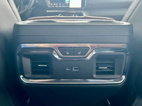 New 2026 GMC Sierra 2500 Denali Ultimate w/ Max Trailering Package image 19