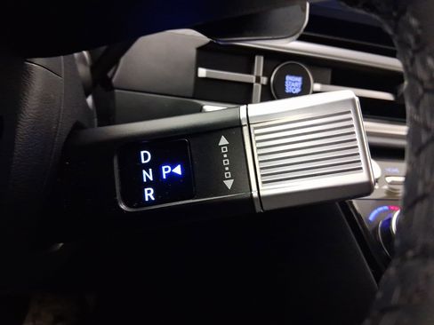 Used 2025 Hyundai Santa Fe SEL image 13