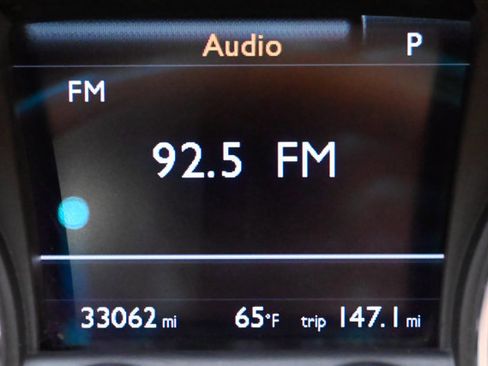 Used 2017 Bentley Continental GT image 91