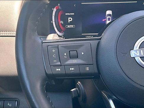 Certified 2024 Nissan Pathfinder Platinum AWD/4WD image 16
