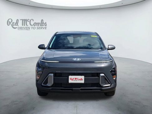 New 2026 Hyundai Kona SE image 8